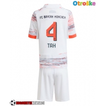 Otroške Nogometnih dresov Bayern Munich Jonathan Tah #4 Gostujoči 2025-26 Kratki rokavi (+ hlače)